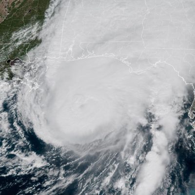 Hurricane Isaias closes in on US Gulf Coast